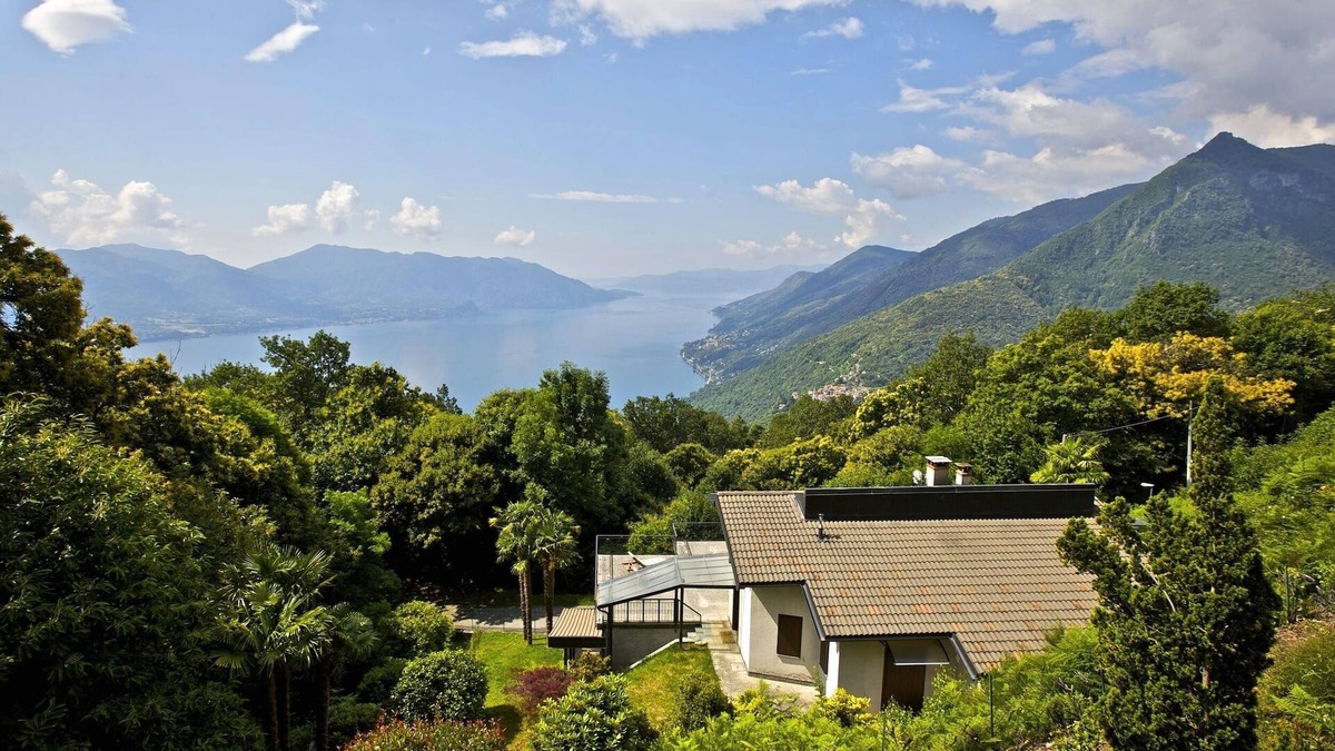 Trarego Viggiona House | Detached 3-bedroom house with huge terrace & dream lake view