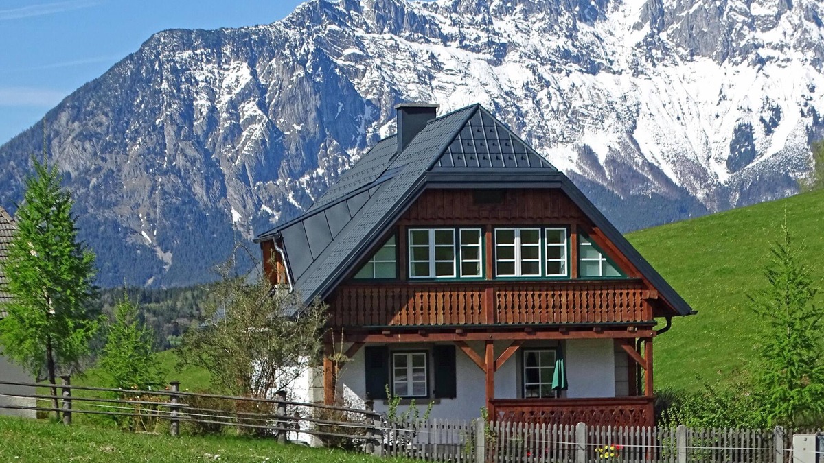 Grosssoelk House | Detached chalet in the heart of nature