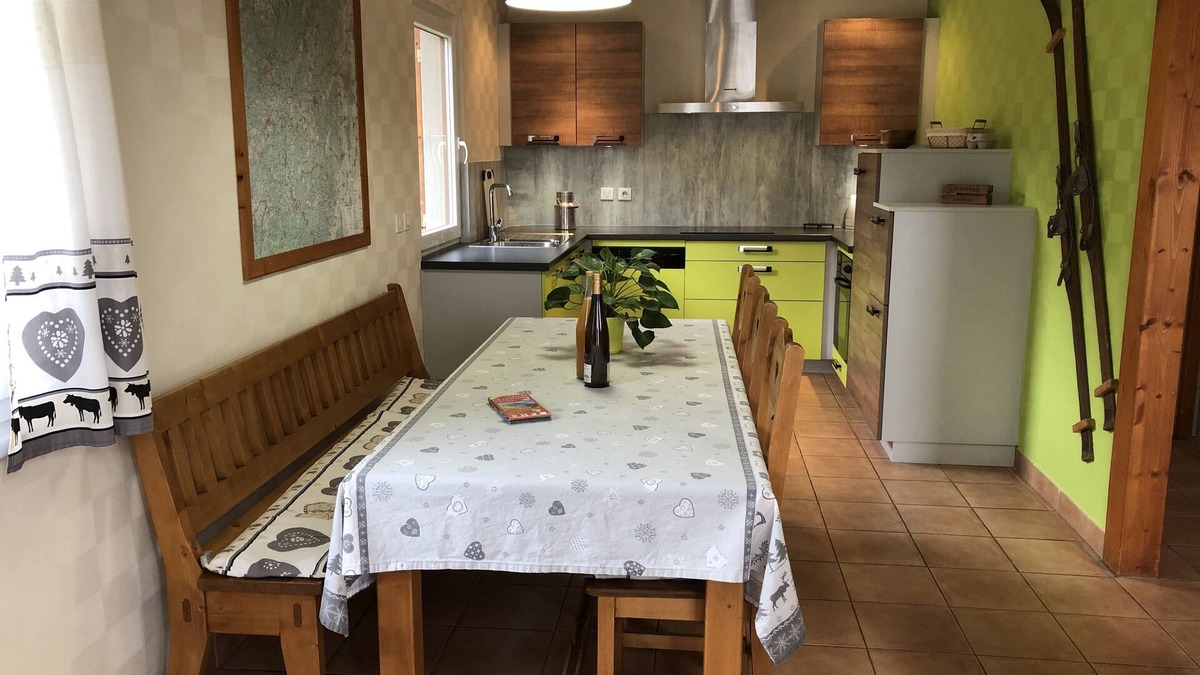 Hohrod Ski Chalet | detached chalet overlooking the valley