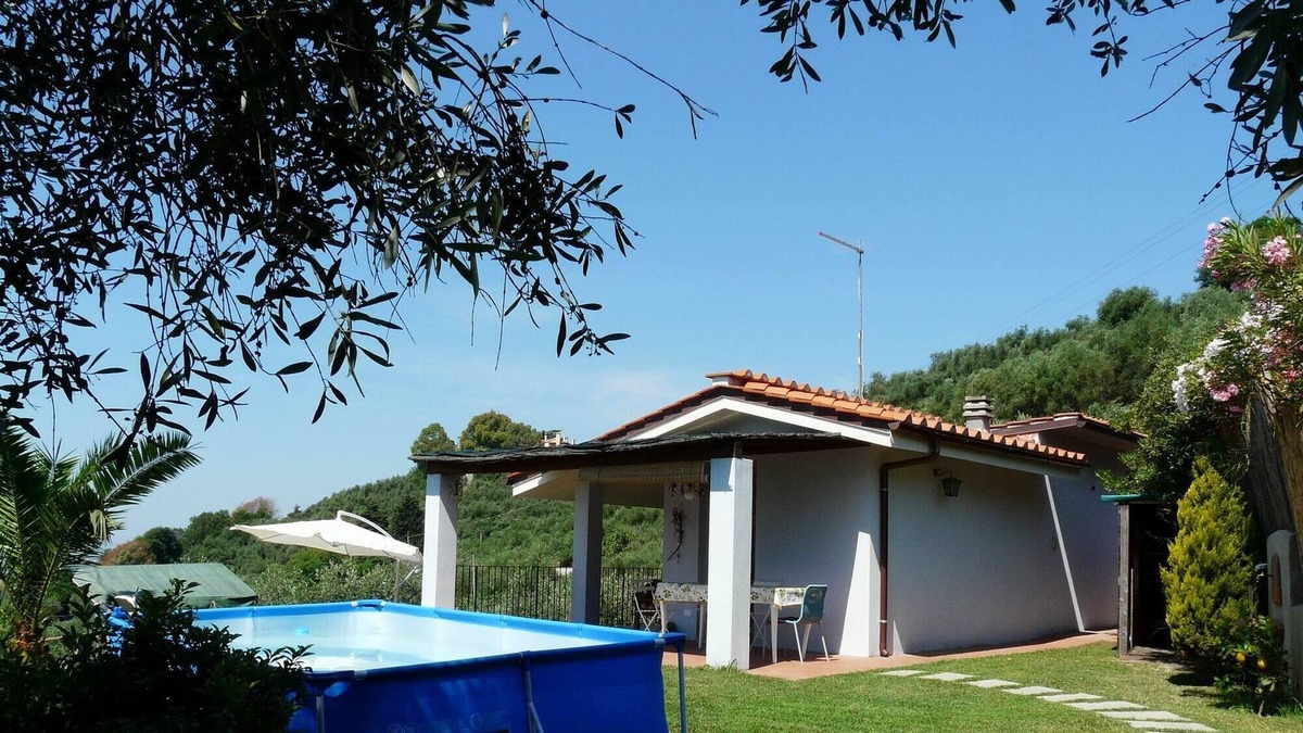 Stiava House | Detached house in Bargecchia, air conditioning, pool, garden with views, free Wi Fi