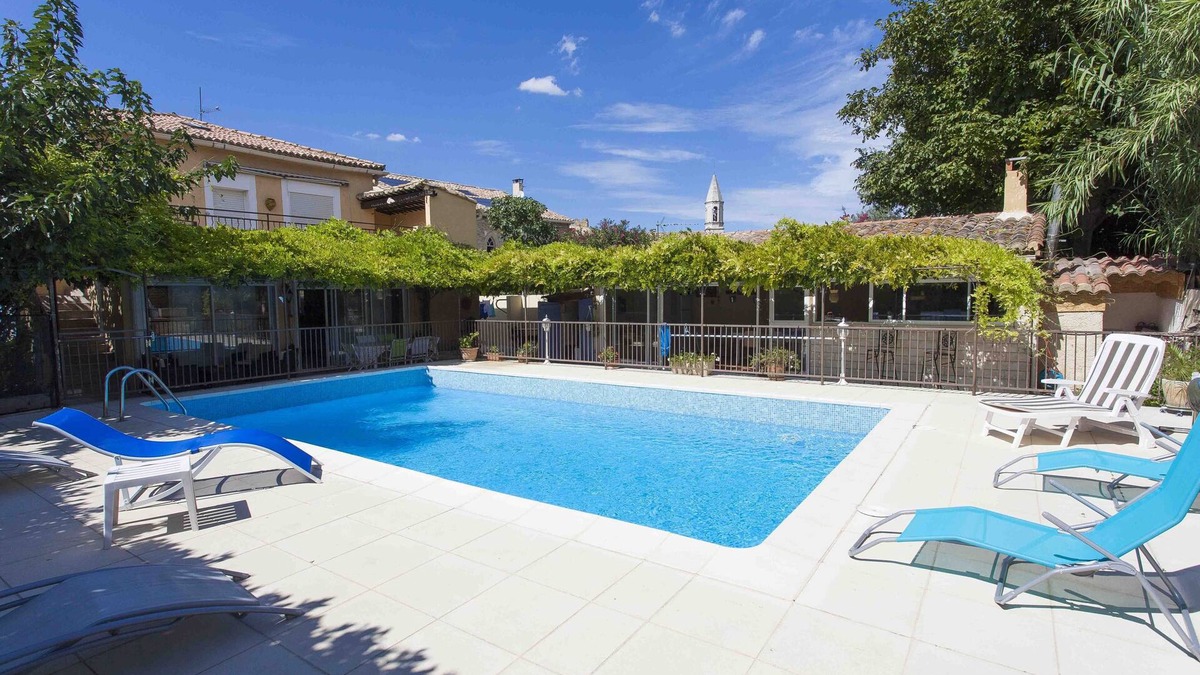 Codolet House | Detached house with private, fully secured swimming pool