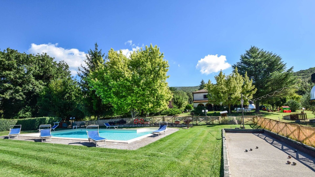 Amelia Villa | Detached manor with private pool, bikes 7km from Amelia, quiet area.