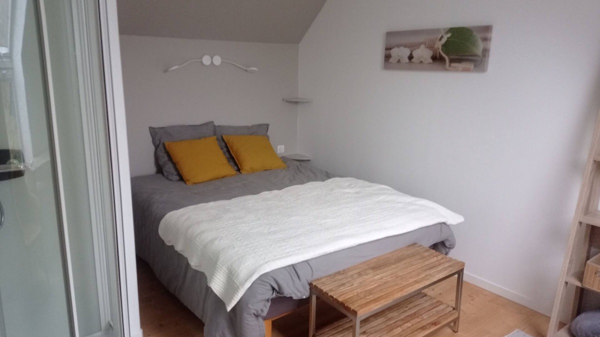 Pleyben House | Detached room in the countryside, access close to N164