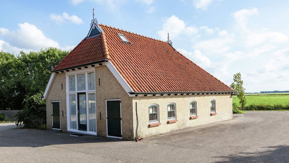 Pingjum House | Detached rural house with garden in Pingjum, Friesland