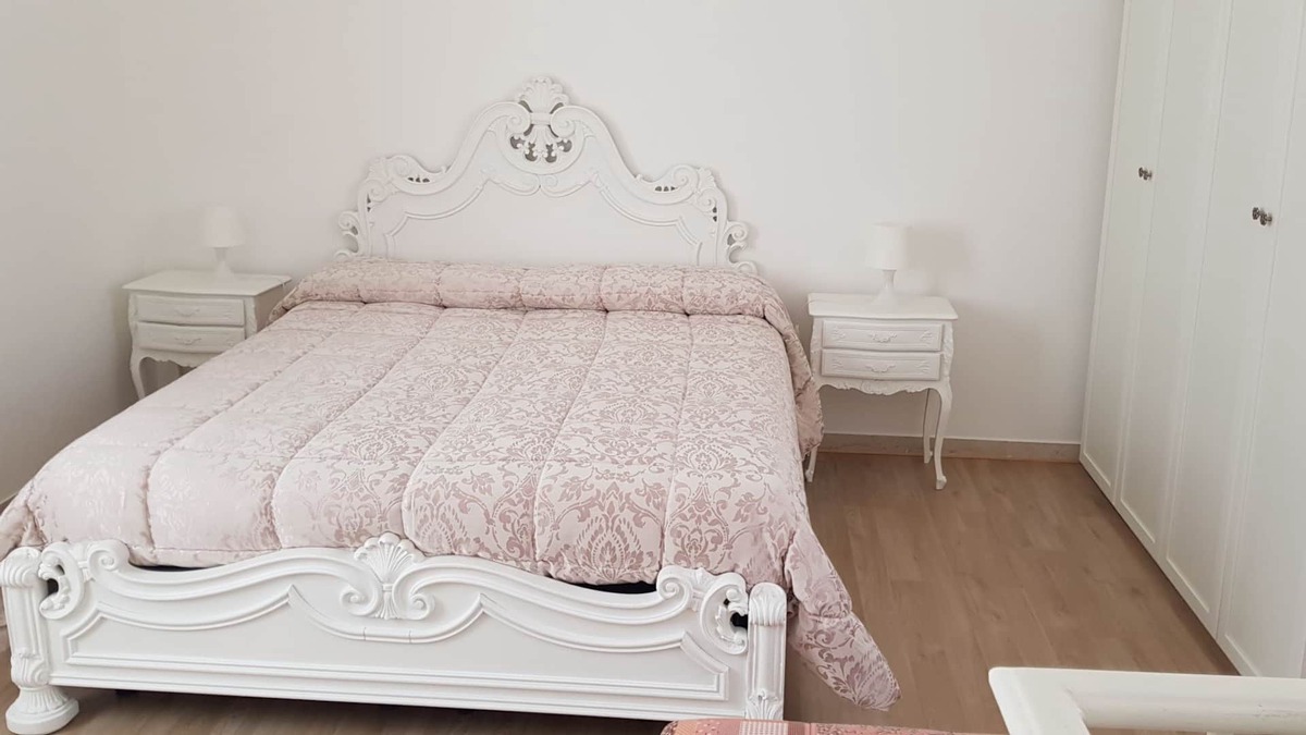 Marina di Carrara House | Detached white cottage 2 steps from the sea in private area of value