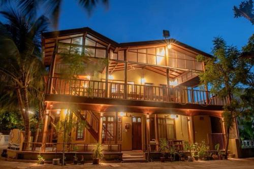 Hangnaameedhoo House | Detour Beach View