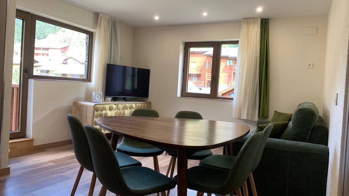 Soldeu Apartment | Deusol Incles complex Sky Tartel or Soldeu tracks