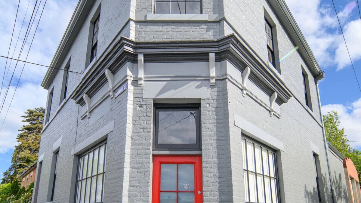 Battery Point Apartment | DeWitt Apartment - 3 Red Doors Battery Point