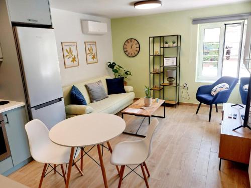 Lamia Apartment | Diamond Apartment