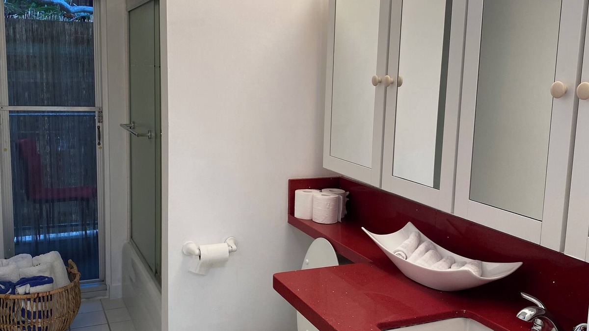 Diamond Head - Kapahulu - St. Louis Apartment | Diamond Head Beach Hotel