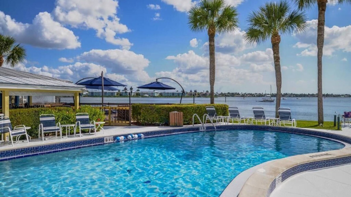 Old Naples Villa | Diamond Resorts Charter Club Resort of Naples Bay - 2 Bedroom