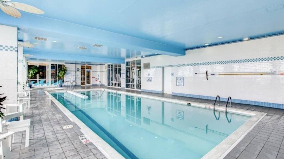 Northeast Virginia Beach Villa | Diamond Resorts Boardwalk Resort and Villas - 1 Bedroom Access No Roll-in Shower