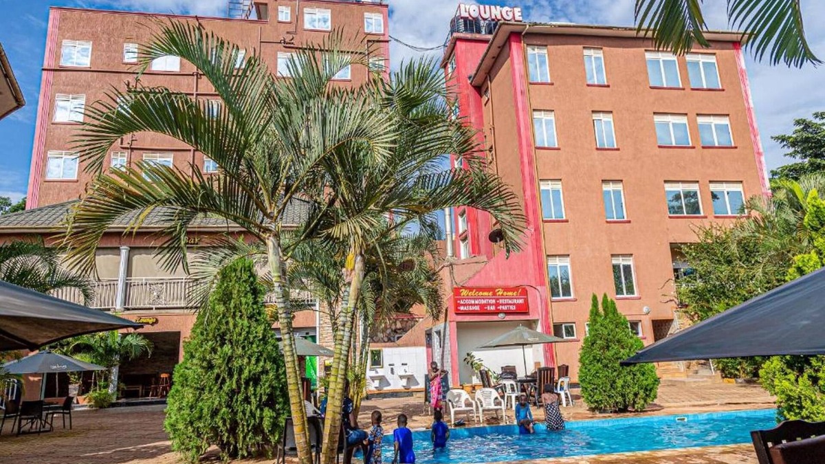Matugga Hotel | Diamonds Lounge