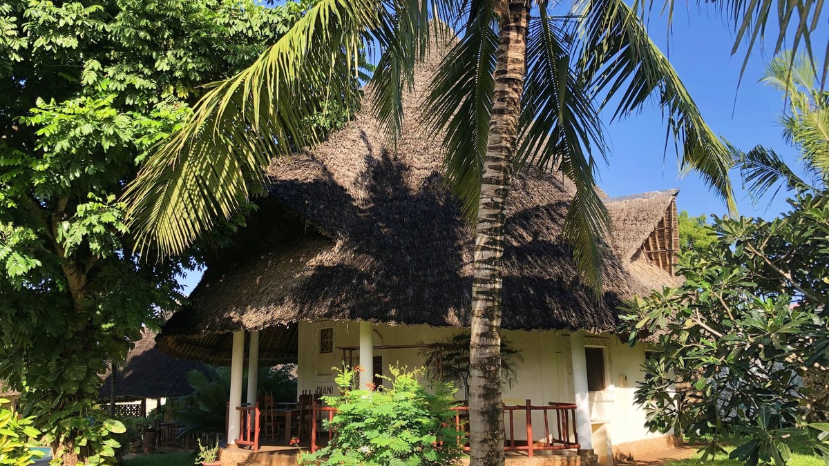 Diani Beach Villa | Diani Paradise Villas Resort