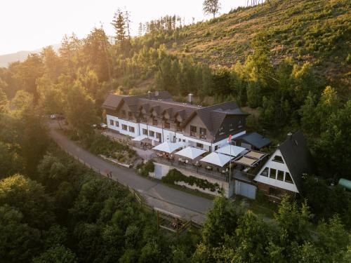 Rauenstein Hotel | Die Triniushütte "Thüringens schönste Aussicht"