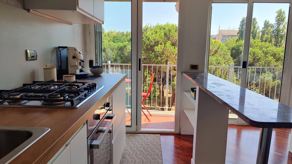 Quartiere XX Ardeatino Apartment | "Diego's Cradle" with garage, great for Jubilee! [suspended in the sky of Rome].