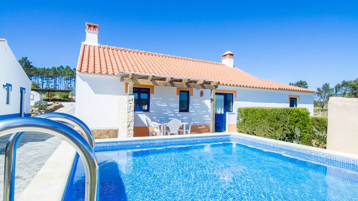Priorada Villa | Digne Orange Villa, Pool, BBQ