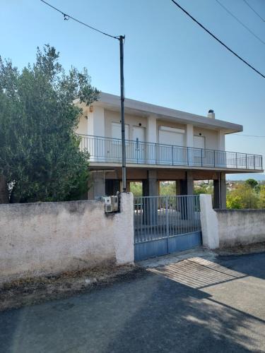 Chalcis House | Dimitri's house