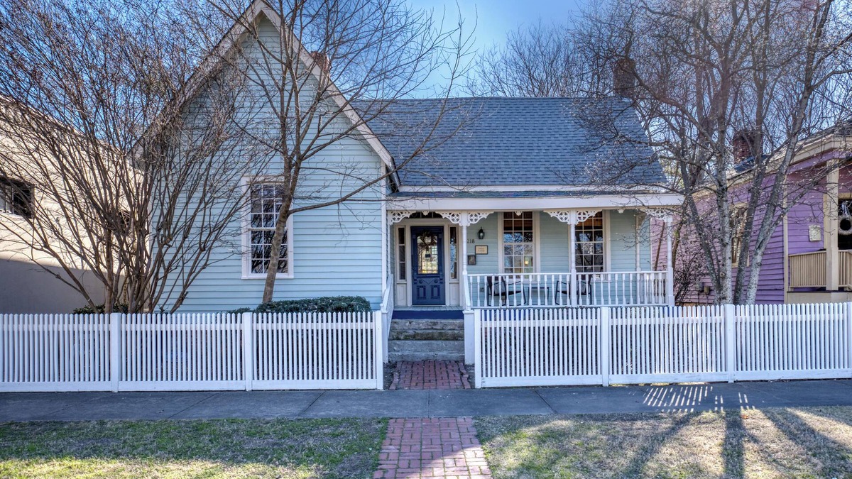 Columbus House | Dimon Cottage, Suite A