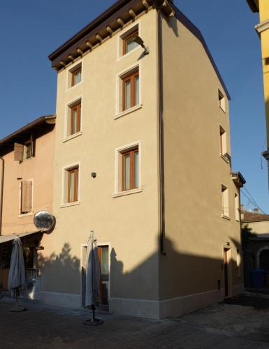 Monzambano House | Dimora del Mincio