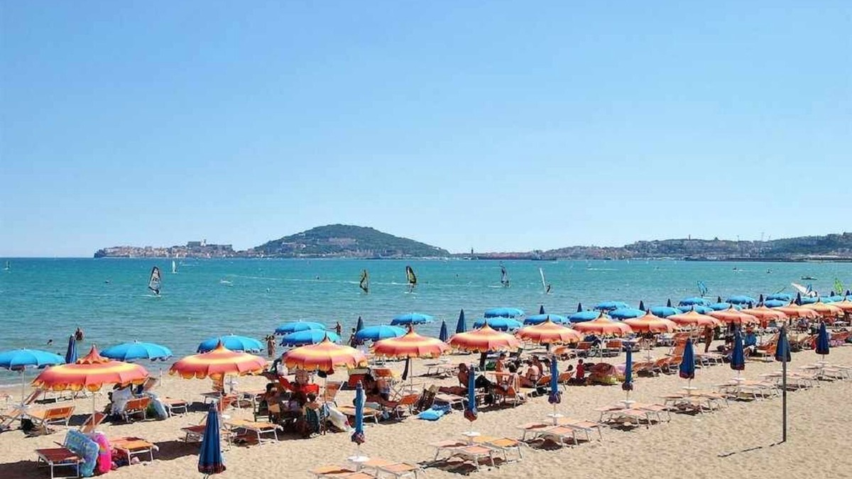 Formia Apartment | DINKY HOME with sea view terrace