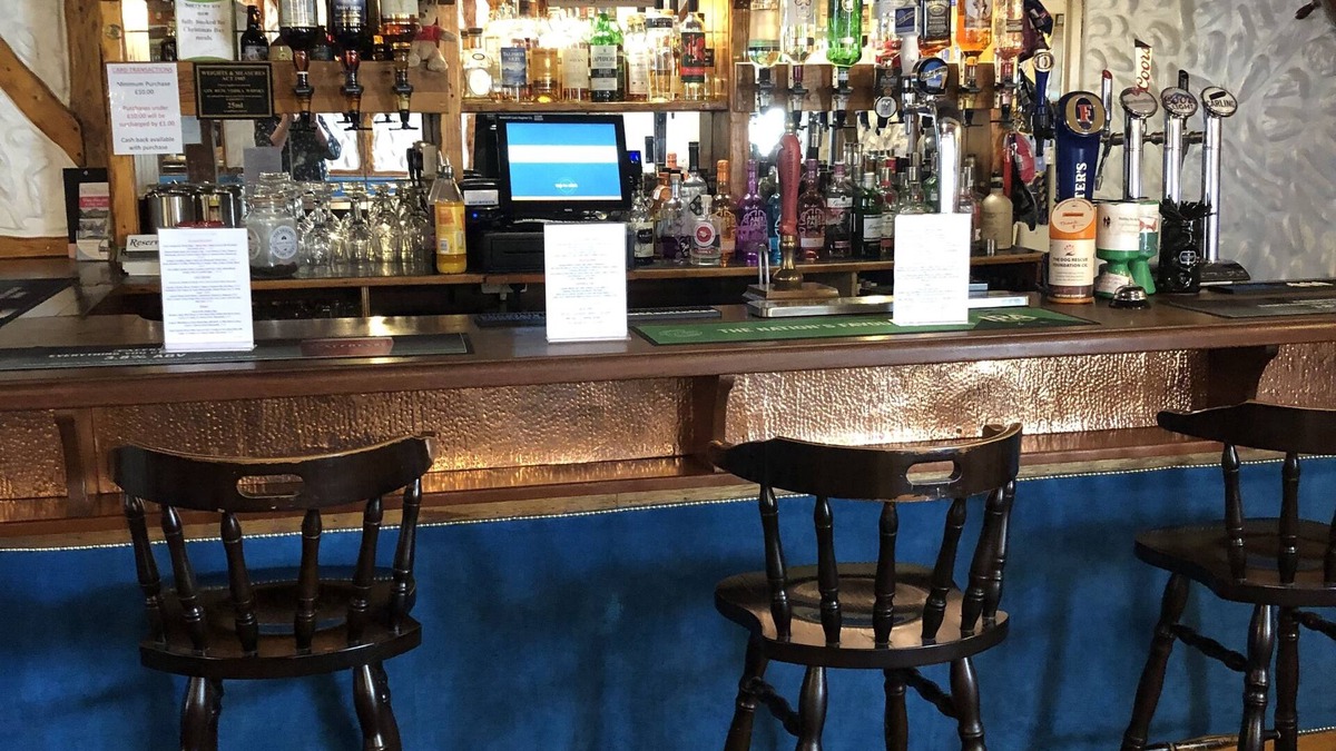 Amlwch Hotel | Dinorben Arms Hotel