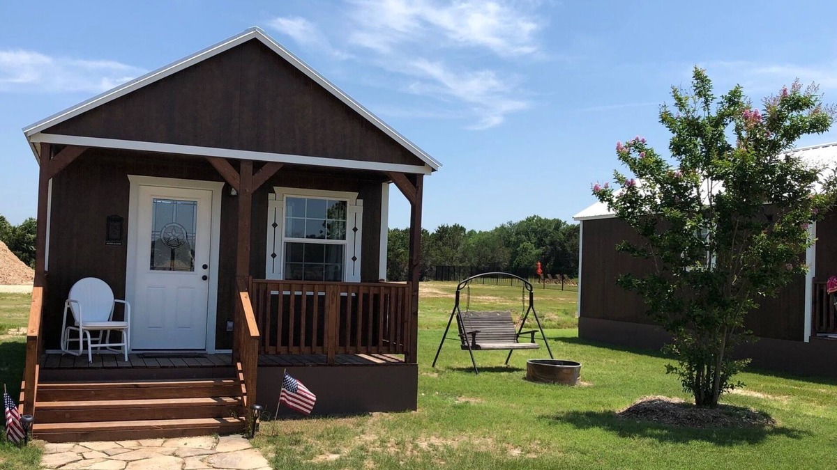 Glen Rose Cabin | Dinosaur Valley RV Park Cabin 4