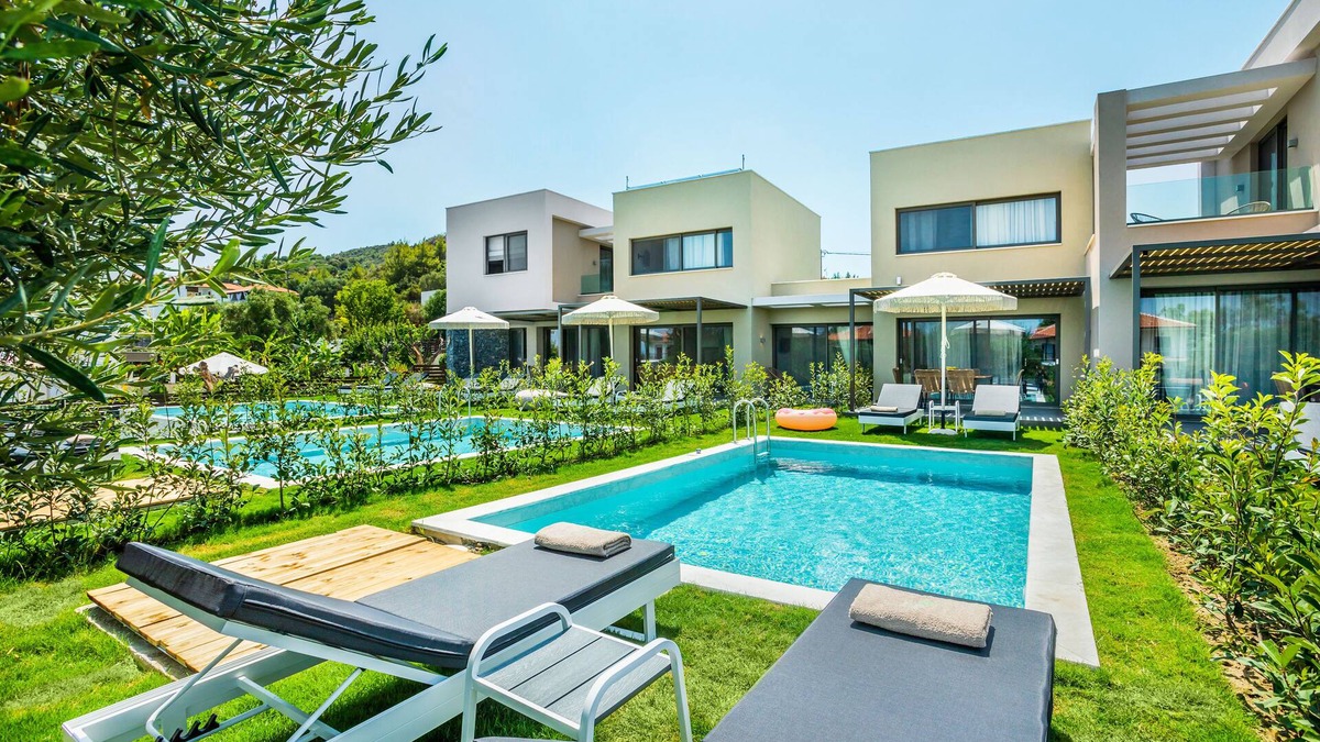 Pefkochori Villa | Dionisos Luxury Villas