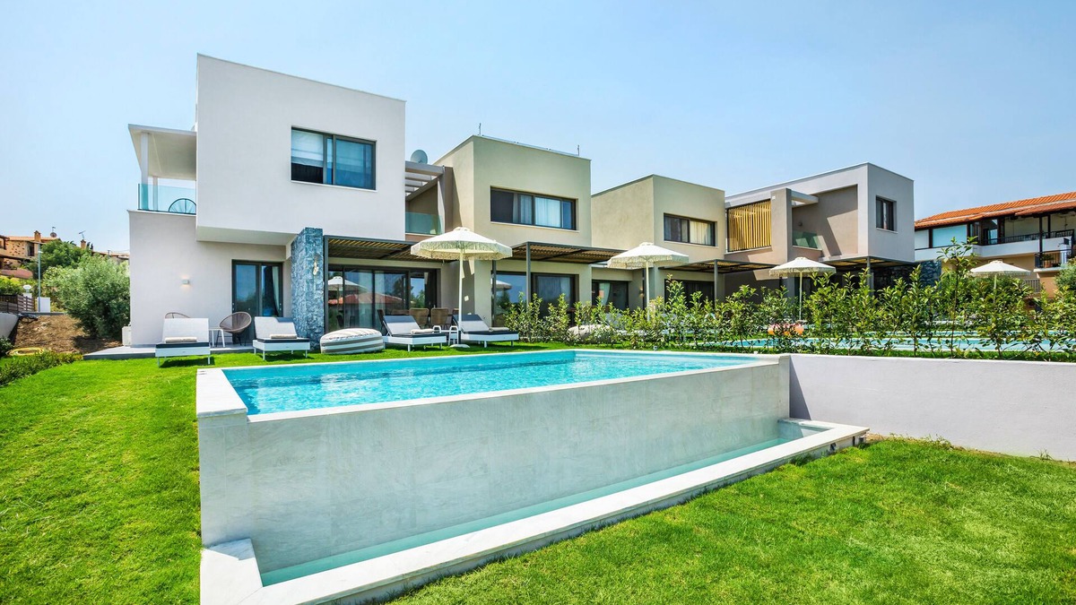 Pefkochori Villa | Dionisos Villas/private pool/pets allowed/fishing cruises