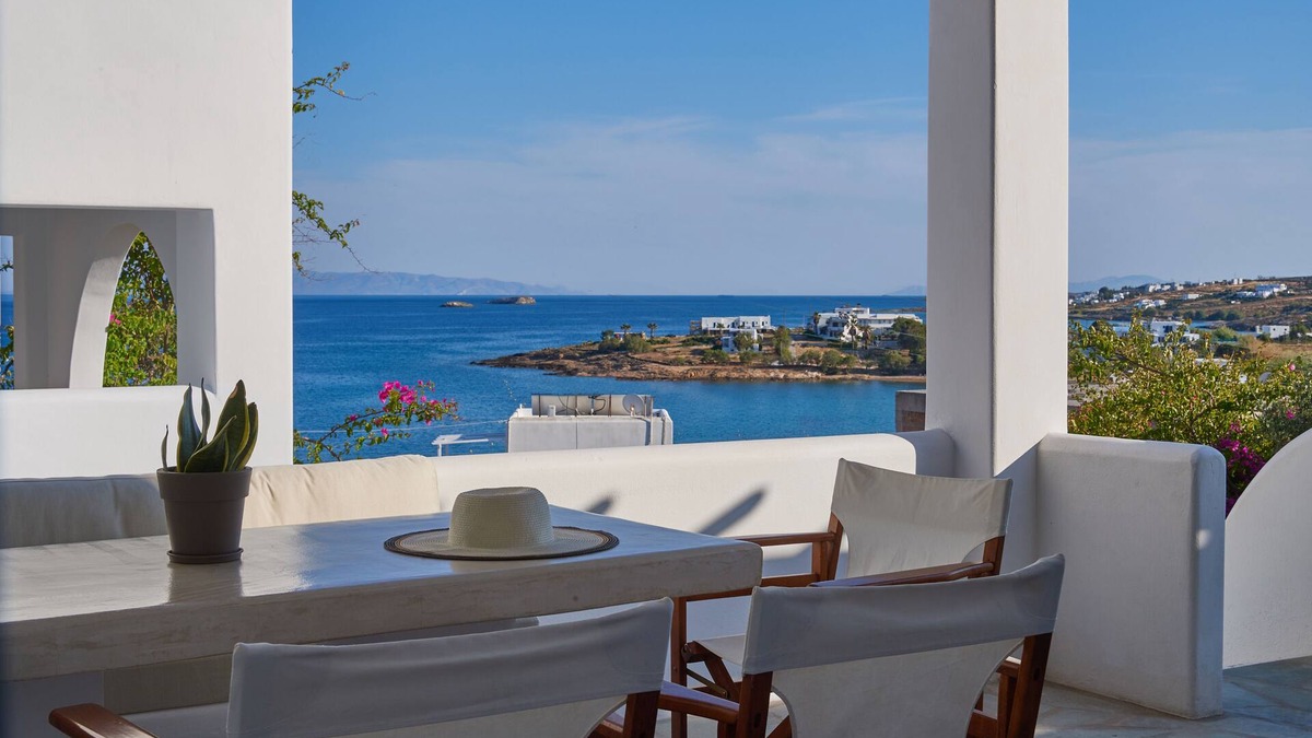 Piso Livadi House | Dionysus | 2 Bedroom Family Apartment with Sea View and Patio, Cleopatra Homes P