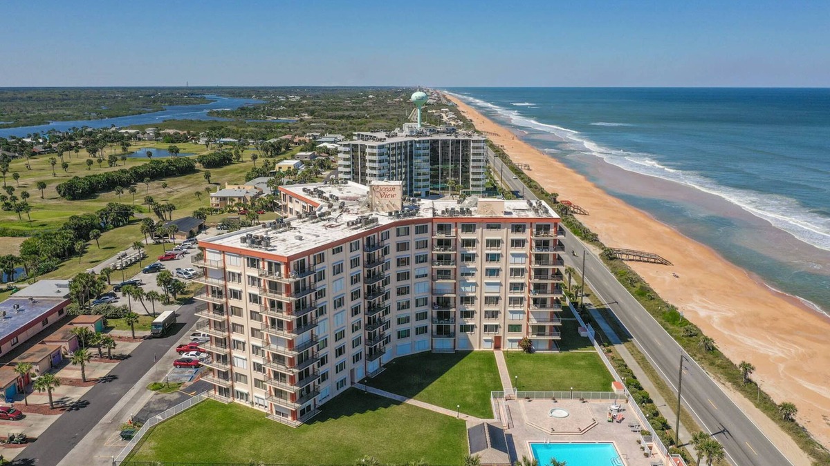 Flagler Beach Condo | Direct Beach Views - Sleeps 4, Corner Unit Tennis - Pool