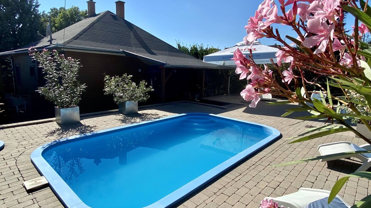 Fonyod House | direct from private landlord, family-friendly environment, high-quality facility