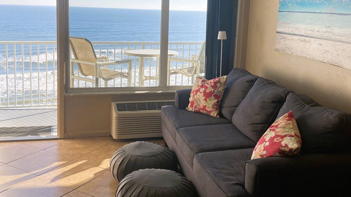 East Daytona Apartment | DIRECT OCEAN VIEW BALCONY-New pool!nn