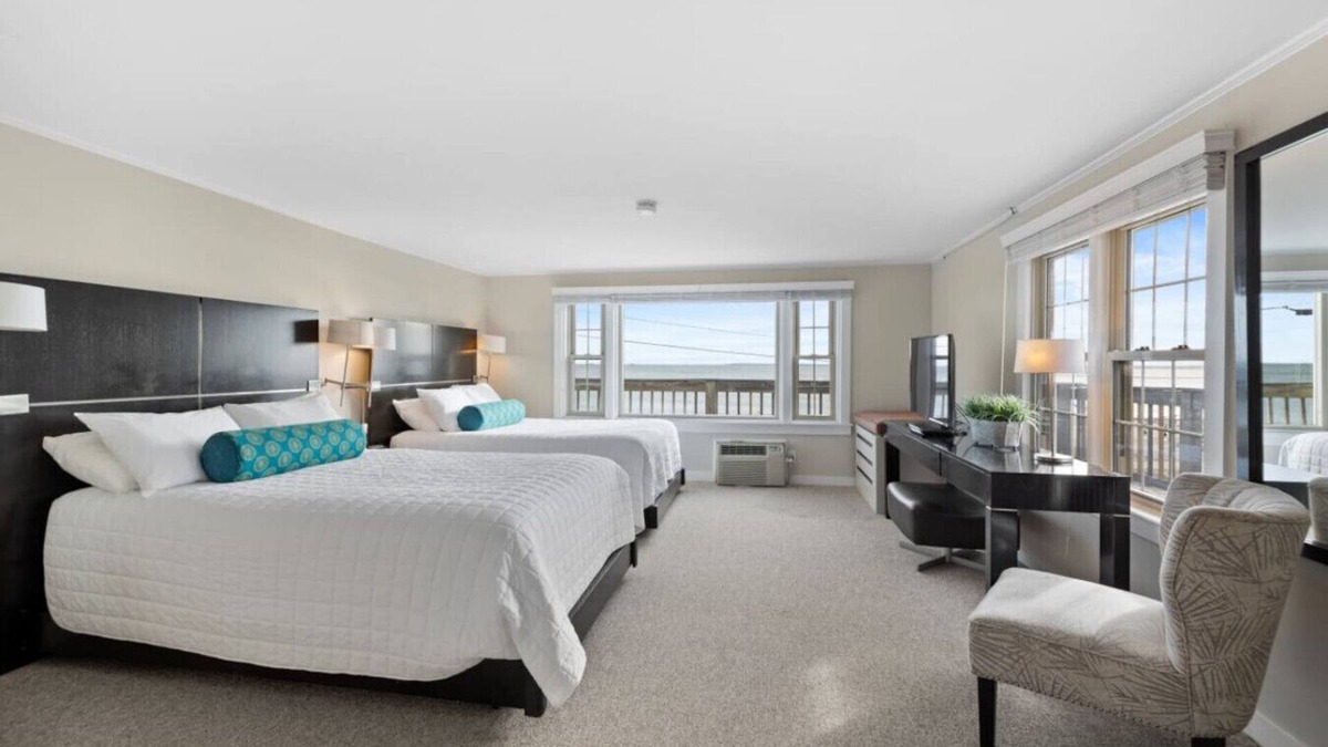 Falmouth Heights Condo | Direct Ocean Views! 2 Double Beds + Kitchenette (108)