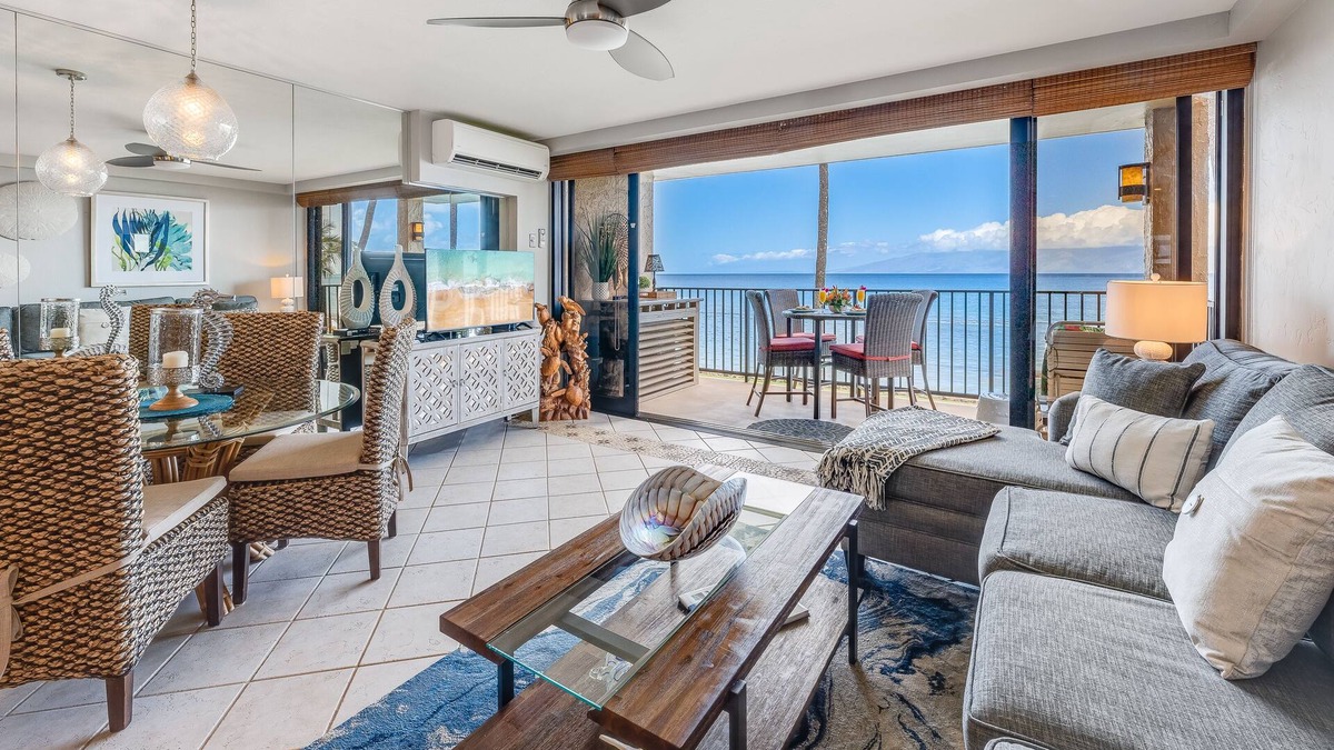 Honokowai Apartment | Direct Oceanfront Condo in Kaanapali! Renovated & Air Conditioned! Amazing Views