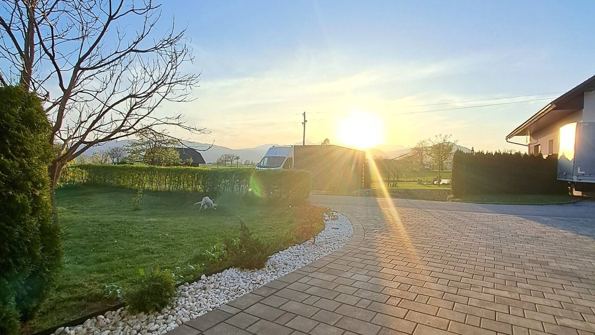 Zirovnica Apartment | Directly in the middle of nature and close to the Bled.nFree private parking.n