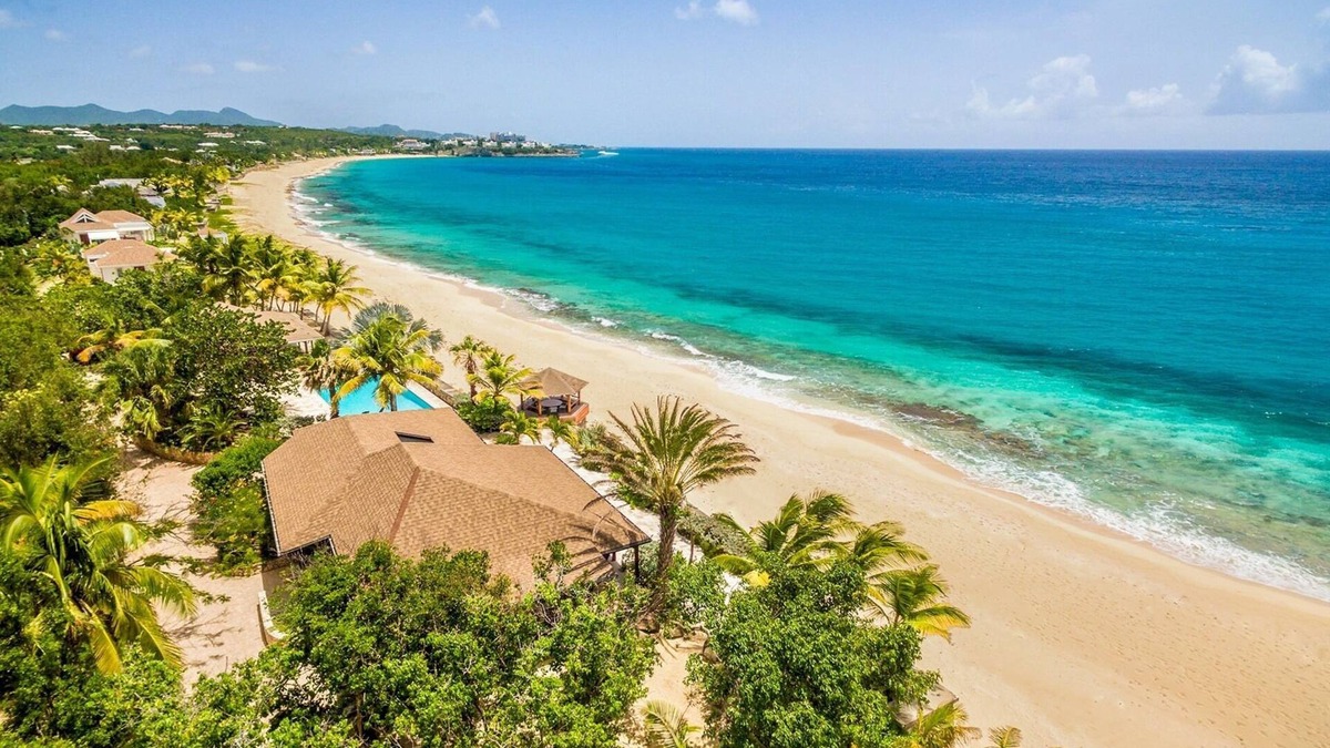 Plum Bay Villa | Directly on the beach, housekeeping, airport pickup, concierge