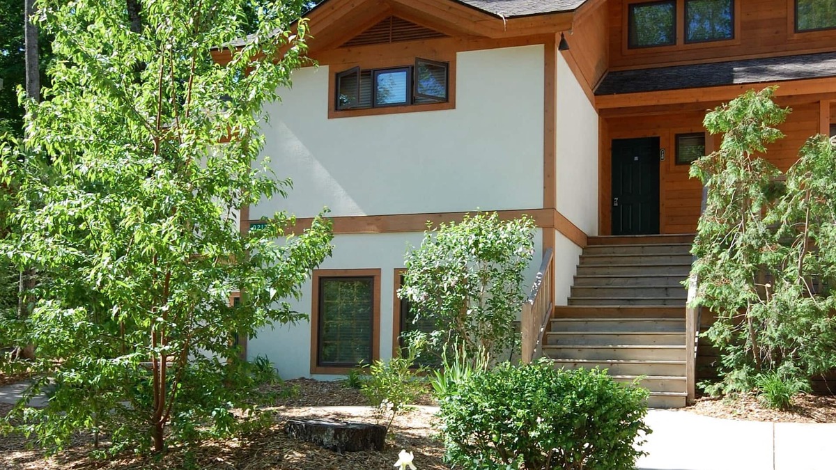 Boyne Falls Condo | Disciples Condo/Beautiful wooded setting, Golf, beach, resort activities abound