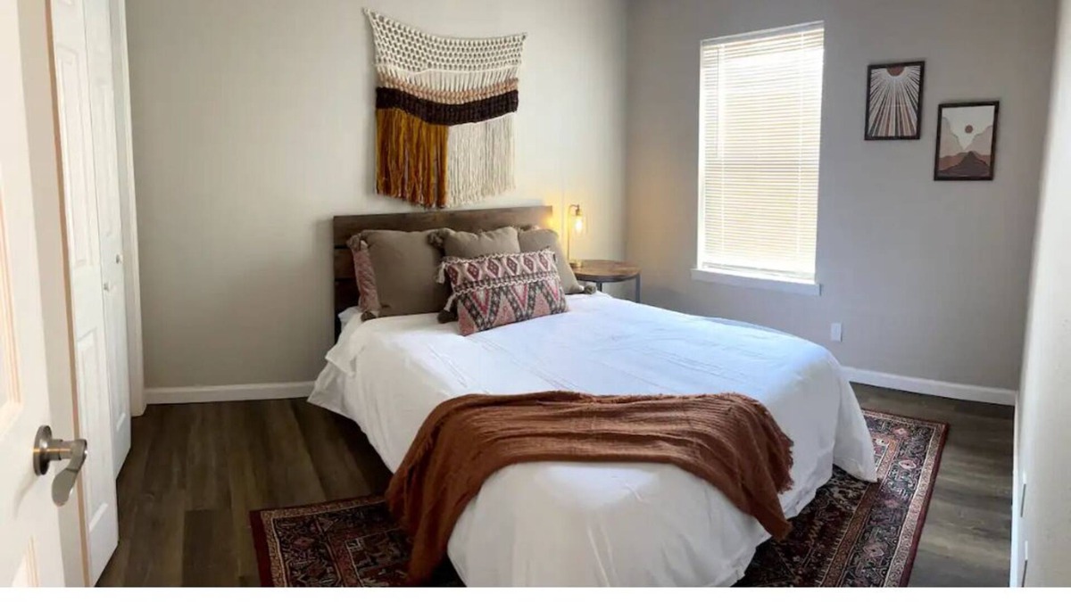 Amarillo Apartment | *Discount* FAST WIFI & Centrally Located Apartment, Near the Historic Route 66