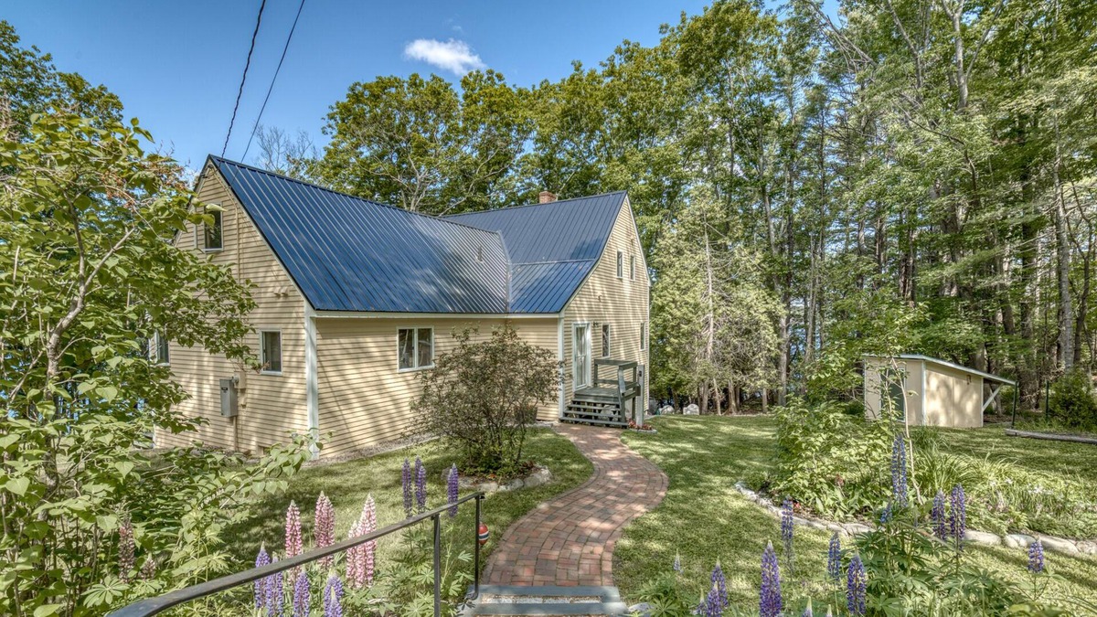 Bath House | Discounted for Spring Lovely Waterfront Home in MidCoast Maine