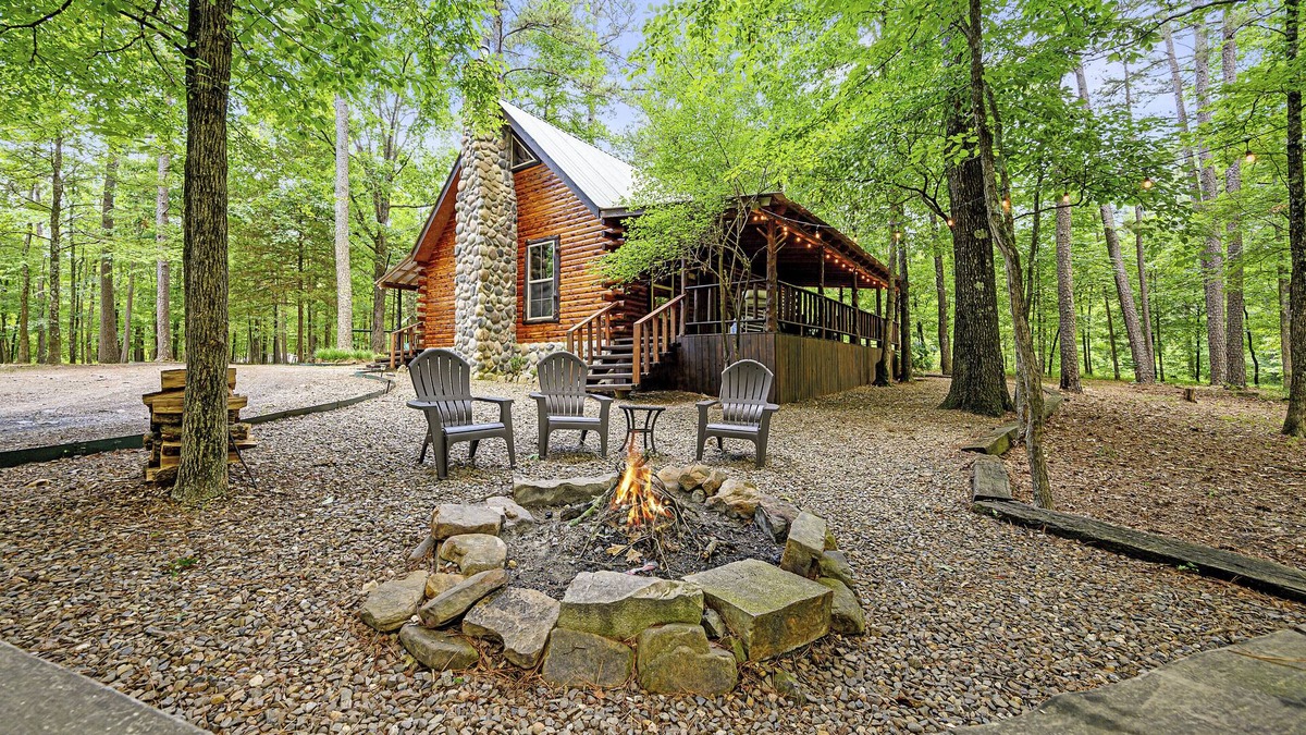 Smithville Cabin | Discounted Rates