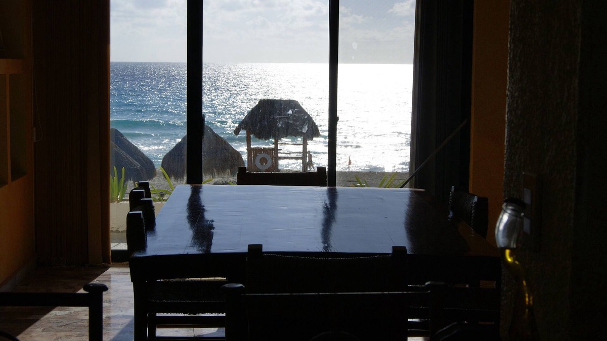 Zona Hotelera Villa | DISCOUNTS OFFERED!Immaculate Mexican Villa with Stunning view to the Caribbean