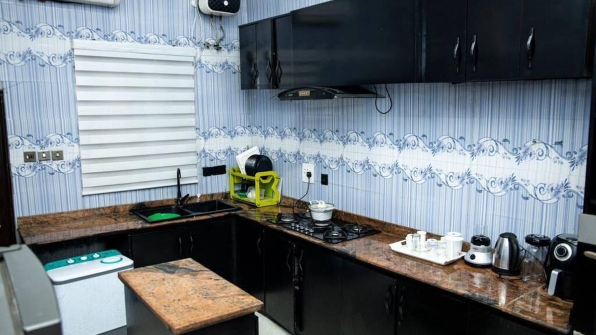 Lagos Mainland Apartment | Discover Biens by Forji's luxurious 4-bedroom apartment in Chevron!n