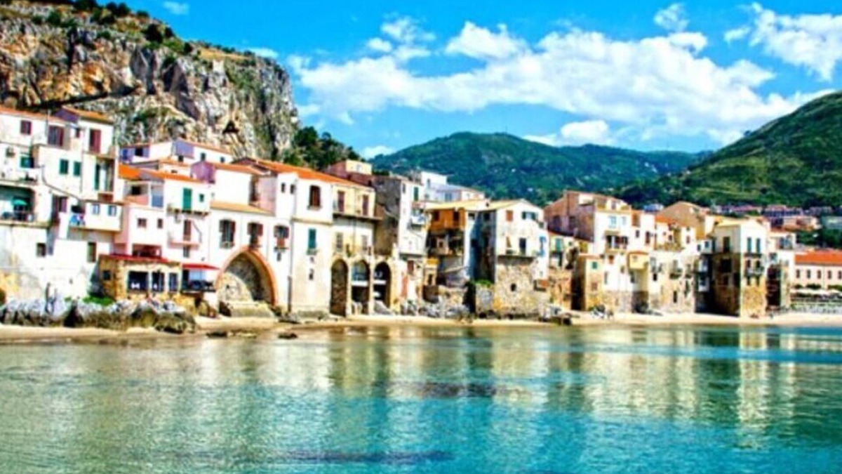 Mondello Villa | Discover Coastal Elegance Sea View Villa with Pvt Pool in Picturesque Mondello