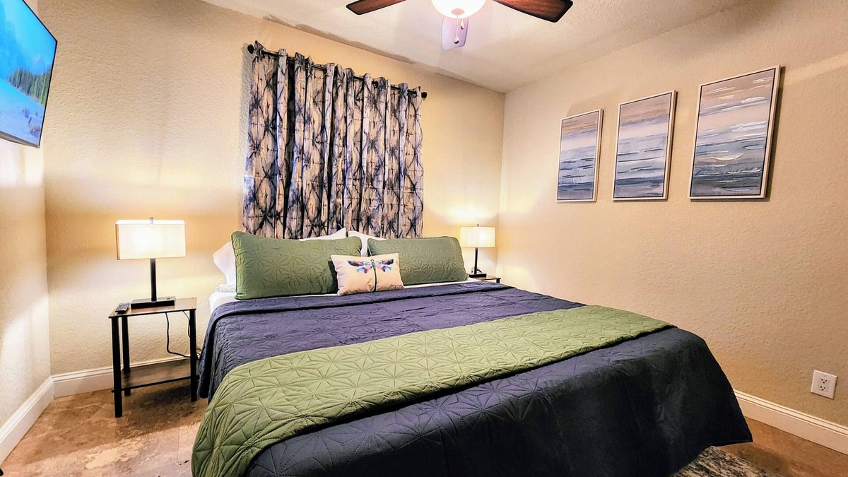 Royal Condo | Discover Dragon Fly