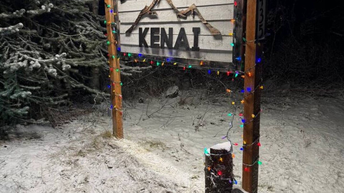 Salamatof House | Discover Kenai Base Camp