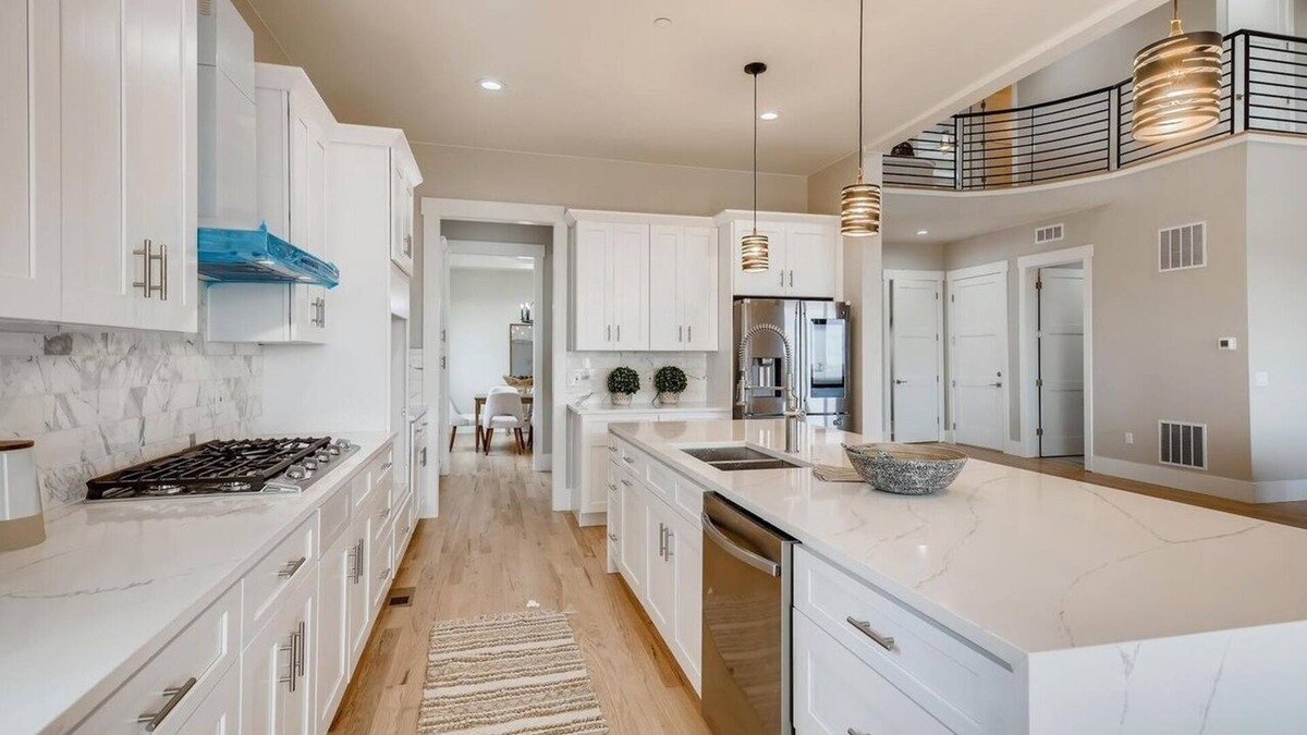 Hudson House | Discover Luxury & Serenity: Luxurious 5 -Bedroom Mountain Retreat