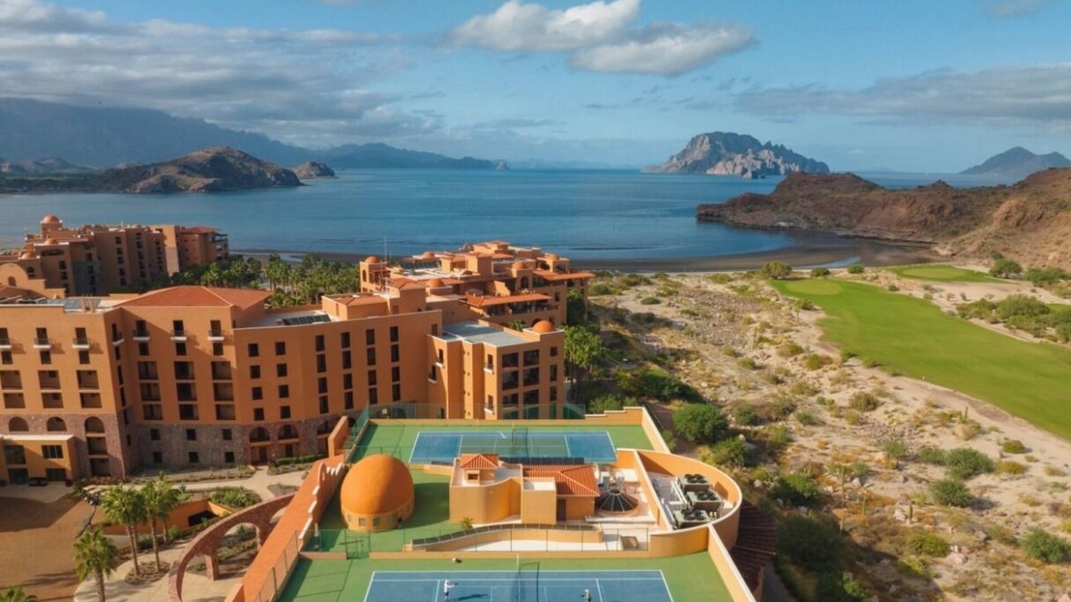 Loreto Apartment | Discover Paradise in Loreto – Luxury Villa with Ocean Views and Unmatched Charm!