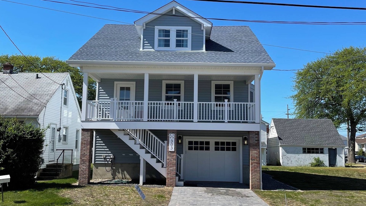 Point Pleasant Beach House | Discover the perfect PPB location with this newly renovated 4-bd, 2- bath house.