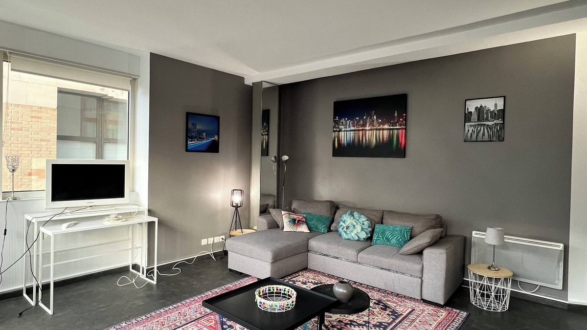 Old Town Apartment | Discover Troyes - 2 mins walk to everything - Appart. Hypercentre - Spacious Quiet
